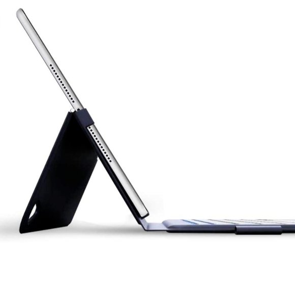 Apple iPad Pro 9.7-inch Keyboard Case 10 Backlit Color Keys 1st Generation 2016 - Picture 6 of 7